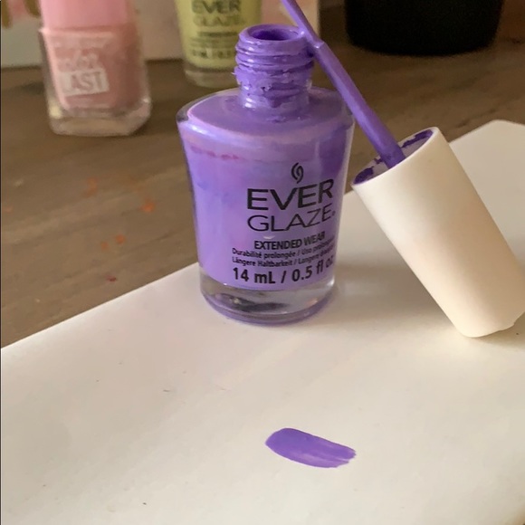 Pretty - Picture 2 of 4